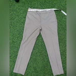 Zara Men’s Slim Chinos in Brown and Black Micro-Houndstooth